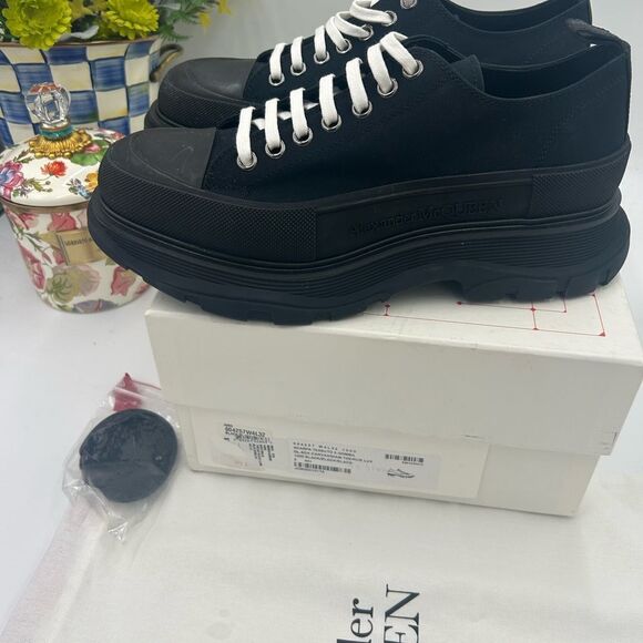 Men's Alexander McQueen low top sneakers size 44.5 made in Italy - Picture 6 of 12